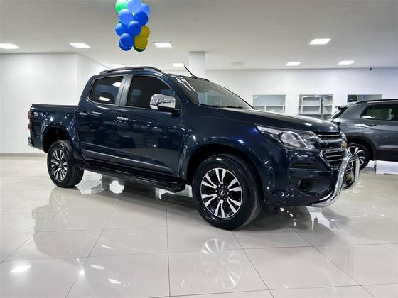 CHEVROLET S10 2.5 LTZ 4X2 CD 16V FLEX 4P MANUAL CHEVROLET S10 2.5 LTZ 4X2 CD 16V FLEX 4P MANUAL